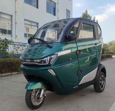 New Model 3 Wheel Electric Tricycle Taxi Moto Bajaj Tuk Rickshaw For Sale